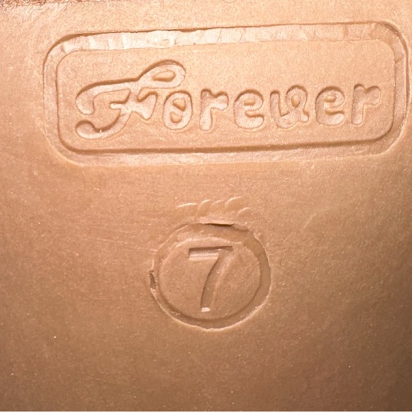 Forever 21 Silver Rhinestone Western Ankle Booties Womens Size 7 - Picture 8 of 9